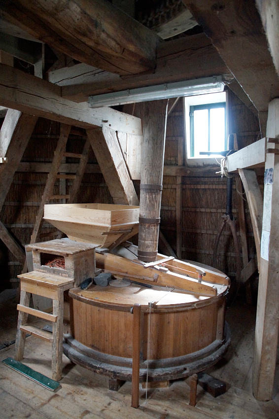 16, Molen 01825 Werklust (Oene), Matthieu Hoogduin (17-4-2017)De maalstoel | Database Nederlandse molens