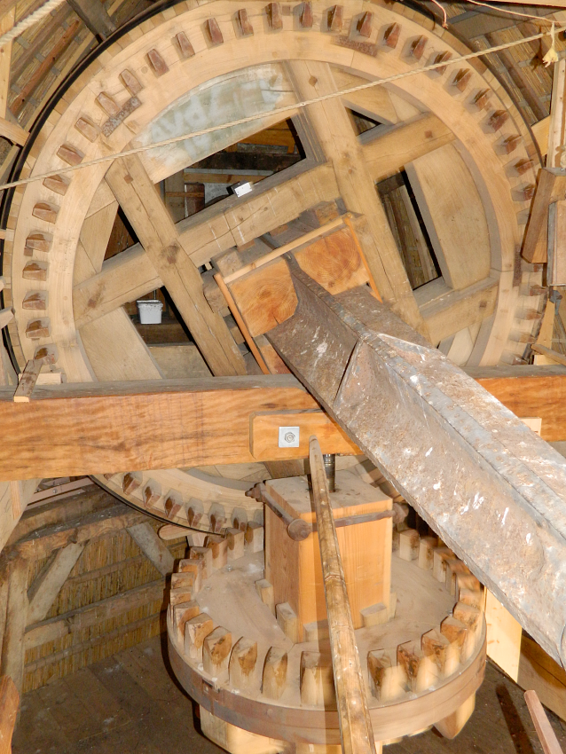 15, Molen 01245 De Hoop (Oldebroek), Vincent Mepschen (17-4-2017)Bovenwiel en bonkelaar | Database Nederlandse molens
