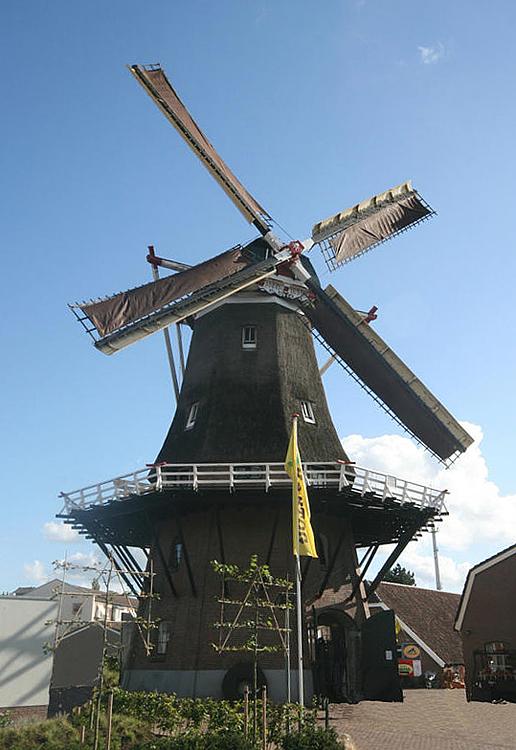 Molen 00104 Het Hert (Putten), Henk Geitenbeek (10-10-2012). | Database Nederlandse molens