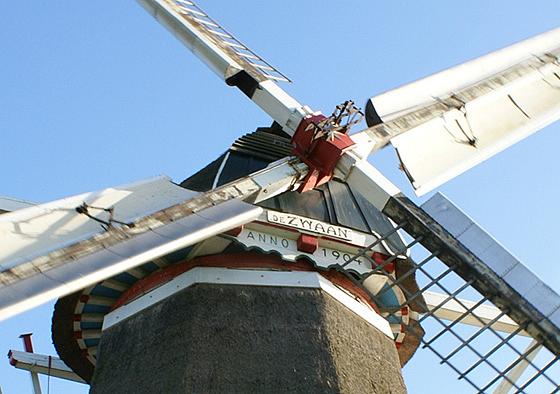 5, Molen 00405 De Zwaan (Voorst), Theo &amp; Kathleen Mosman (03-02-2007) | Database Nederlandse molens