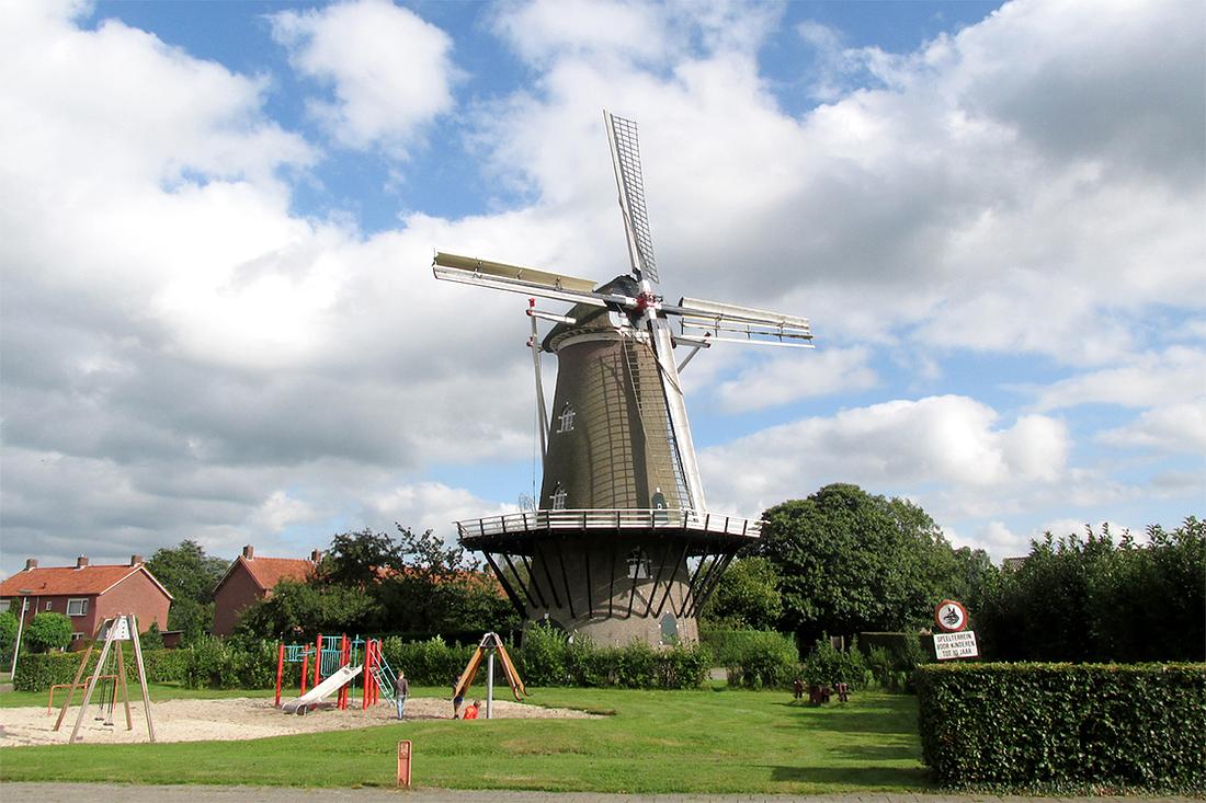 2, Molen 00909 Hackfortsche Molen / Op 't Hoge (Vorden), Piet Glasbergen (12-8-2016) | Database Nederlandse molens
