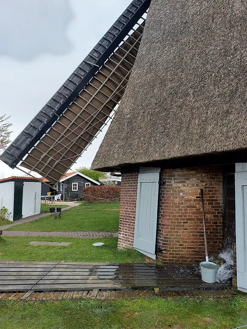 5, Molen 10674 (poldermolen) (Ophemert (vh. Wadenoijen)), Jesse Bergquist (2-4-2022) | Database Nederlandse molens