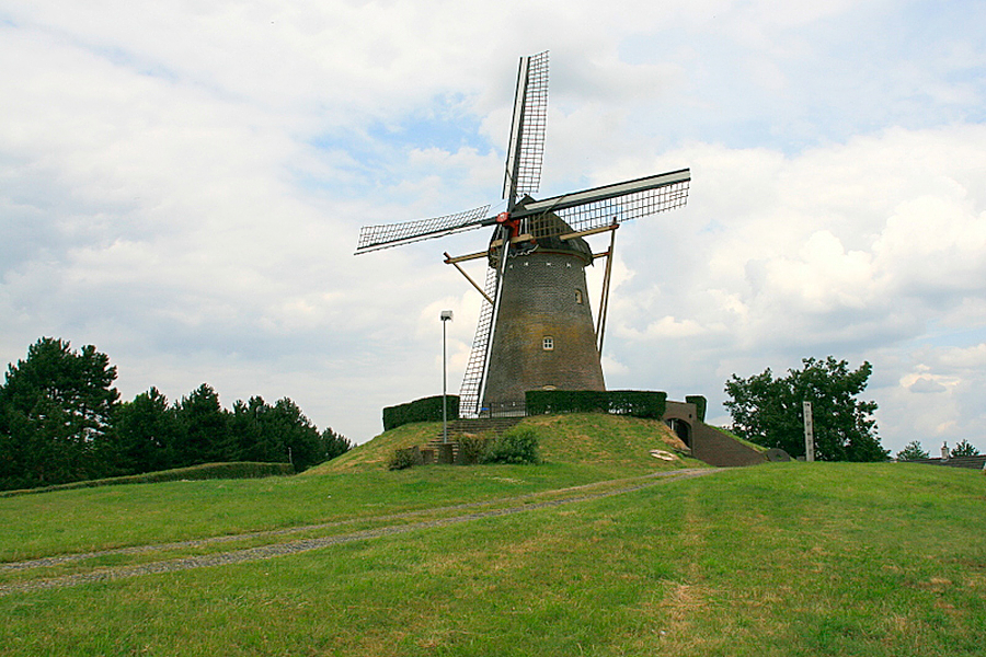 1, Molen 01612 De Oude Molen (Wijchen), John Scholte (4-7-2012) | Database Nederlandse molens