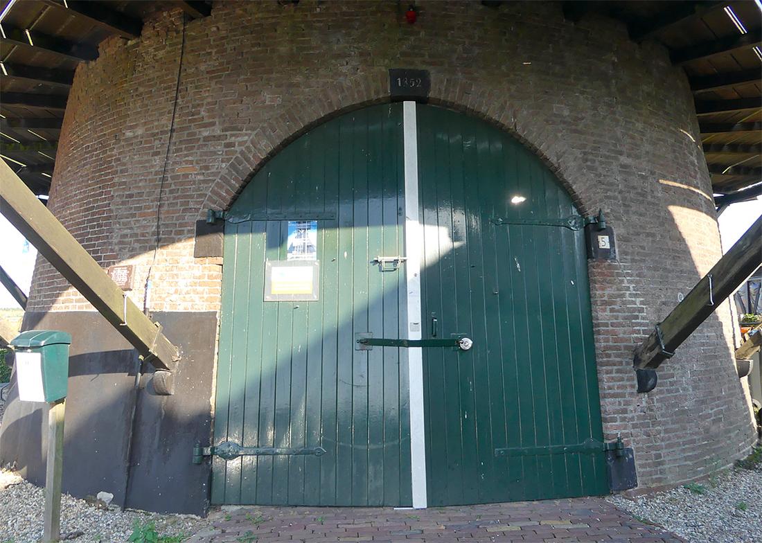 4, Molen 01921 De Hoop (Garderen), Piet Glasbergen (24-8-2019) | Database Nederlandse molens