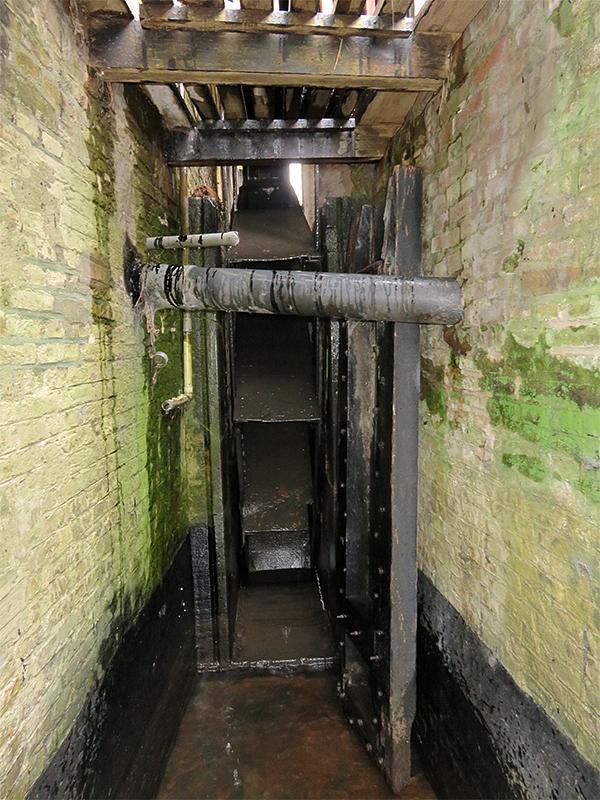 8, Molen 02620 (poldermolen) (Geldermalsen), William Bouter (2-1-2019) | Database Nederlandse molens