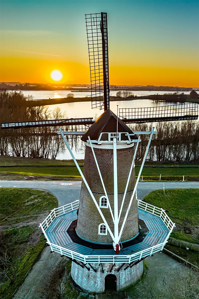 4, Molen 00844 bis De Blauwe Reiger (Haaften), Mateusz Jarema (8-2-2023) | Database Nederlandse molens