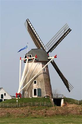 2, Molen 01611 (Naamloos) (Hernen), Harmannus Noot (31-3-2007). | Database Nederlandse molens