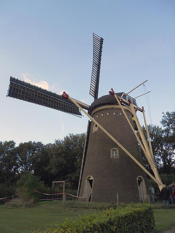 5, Molen 01228 Joannusmolen (Heumen), Rob Simons (6-10-2012). | Database Nederlandse molens