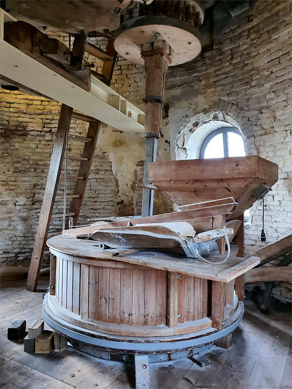 11, Molen 02621 Sara Catharina (Kerkdriel), Pieter Zuijkerbuijk (27-11-2019) | Database Nederlandse molens