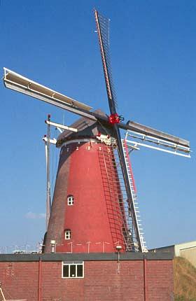 2, Molen 03120 Wenninkmolen (Lintelo), Willem Jans (25-7-2001) | Database Nederlandse molens