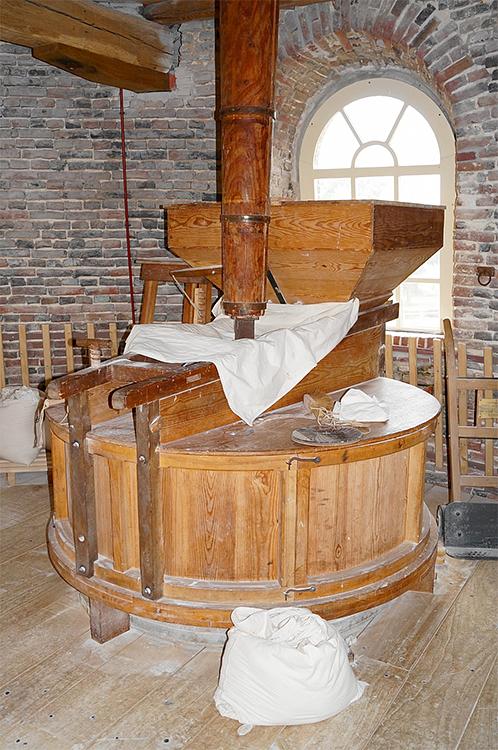 10, Molen 00895 Sevinkmolen / De Zorg (Meddo), Boukje van Leijen (9-7-2016) | Database Nederlandse molens
