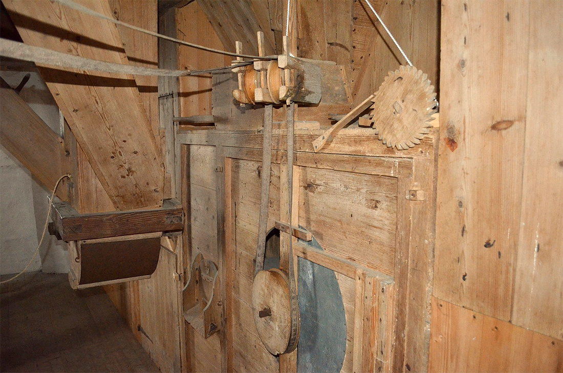9, Molen 00448 De Stormvogel (Loppersum), Rob Hoving (18-3-2012) | Database Nederlandse molens