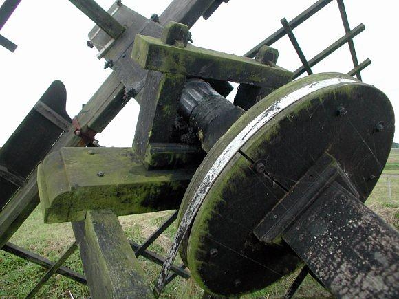 5, Molen 10129 (paaltjasker) (Nieuw-Scheemda), Joop Vendrig (26-09-2002) | Database Nederlandse molens