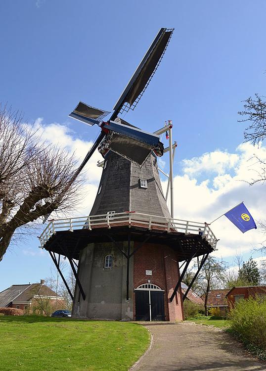 1, Molen 00492 De Vier Winden (Pieterburen), Martijn Scholtens (28-4-2013). | Database Nederlandse molens
