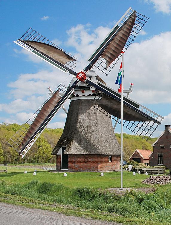Molen 00545 Fraeylemamolen (Slochteren), Bernd Käding (16-5-2010) | Database Nederlandse molens
