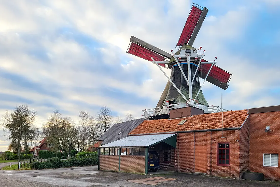 3, Molen 00587 Niemans Molen (Veelerveen), Martijn Scholtens (6-12-2022) | Database Nederlandse molens
