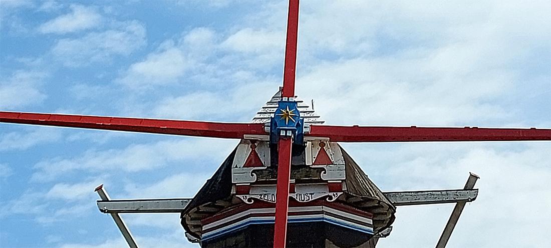 5, Molen 00443 Zeldenrust (Westerwijtwerd), Wouter Bakker (2-6-2021)De buitenroe heeft gesmede keerijzers, de binnenroe heeft meer gebruikelijke houten keerklossen. | Database Nederlandse molens