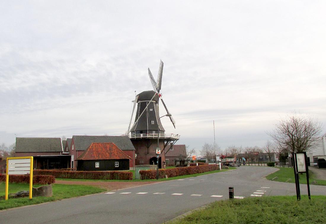 4, Molen 00898 Venemansmolen / De Oude Molen (Winterswijk), Piet Glasbergen (5-12-2015) | Database Nederlandse molens