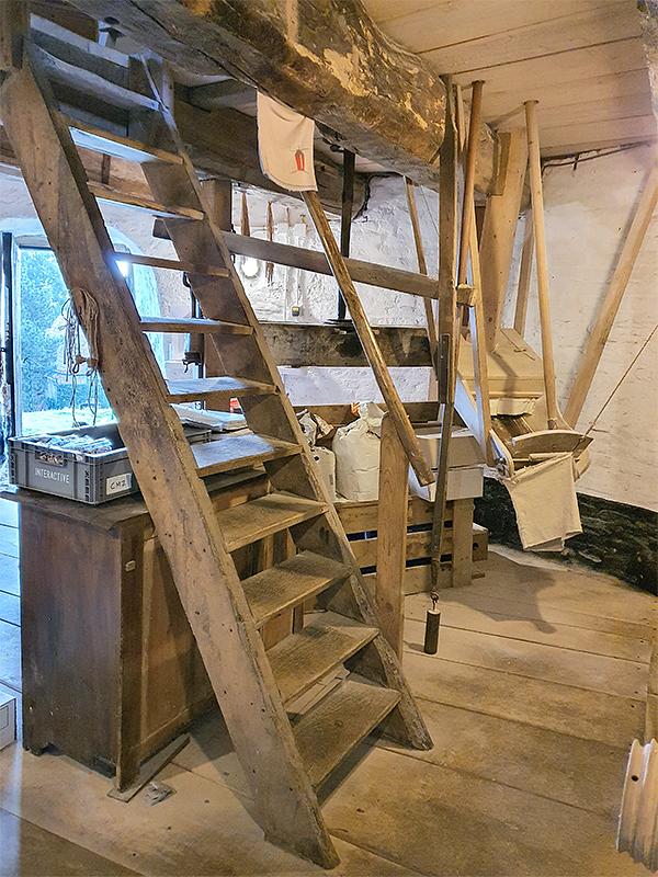 12, Molen 00870 Grafelijke Korenmolen (Zeddam), Pieter Zuijkerbuijk (19-1-2020) | Database Nederlandse molens