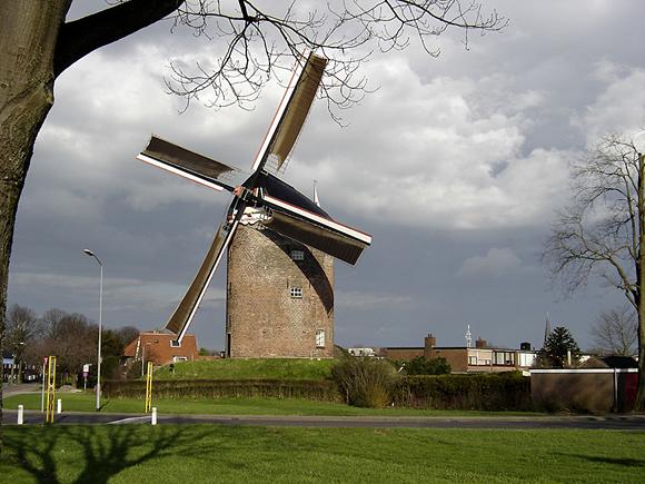 1, Molen 00862 Buitenmolen (Zevenaar), Eric Bosch (8-3-2007) | Database Nederlandse molens
