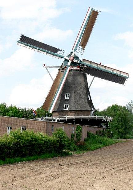 Molen 00891 De Zwiepse Molen (Lochem-Zwiep), Frits Kruishaar (19-5-2012) | Database Nederlandse molens
