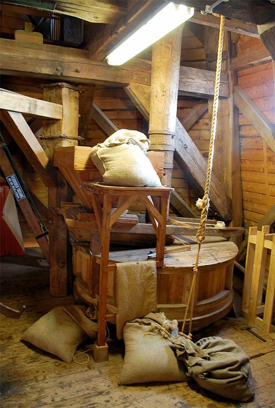 13, Molen 00483 De Lelie (Eenrum), Martijn Scholtens (10-10-2010) | Database Nederlandse molens
