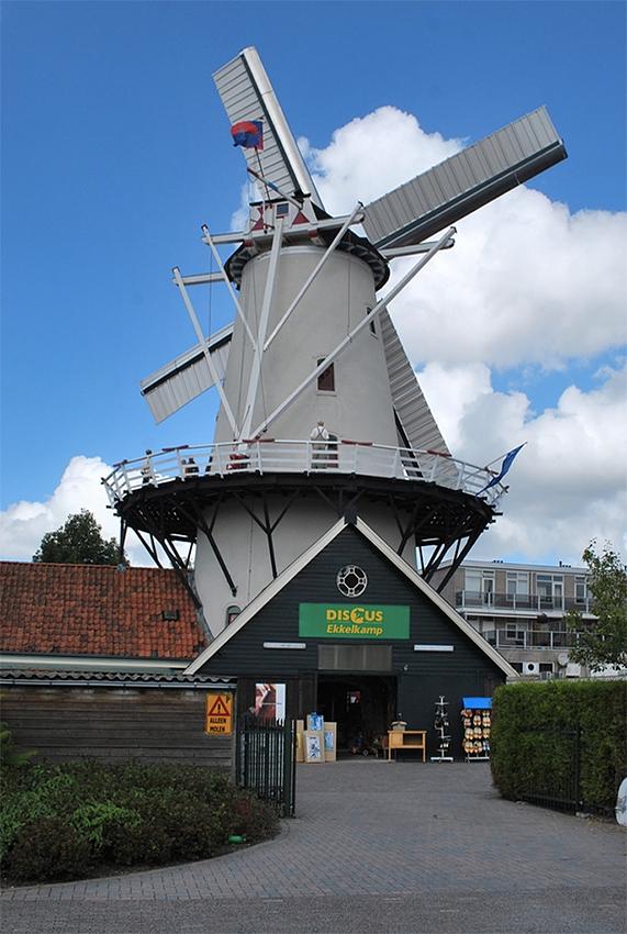 2, Molen 04424 De Hoop (Haren), Martijn Scholtens (4-9-2010). | Database Nederlandse molens