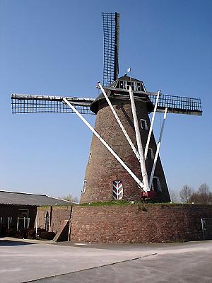 2, Molen 02807 Sint Joseph (Kreijel (Ospel)), Marcel Stroo (2-4-2006). | Database Nederlandse molens