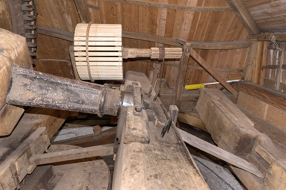 10, Molen 00224 Eendracht maakt Macht (Meterik), Marcel van Nies (11-2-2017) De kap heeft twee penbalken | Database Nederlandse molens
