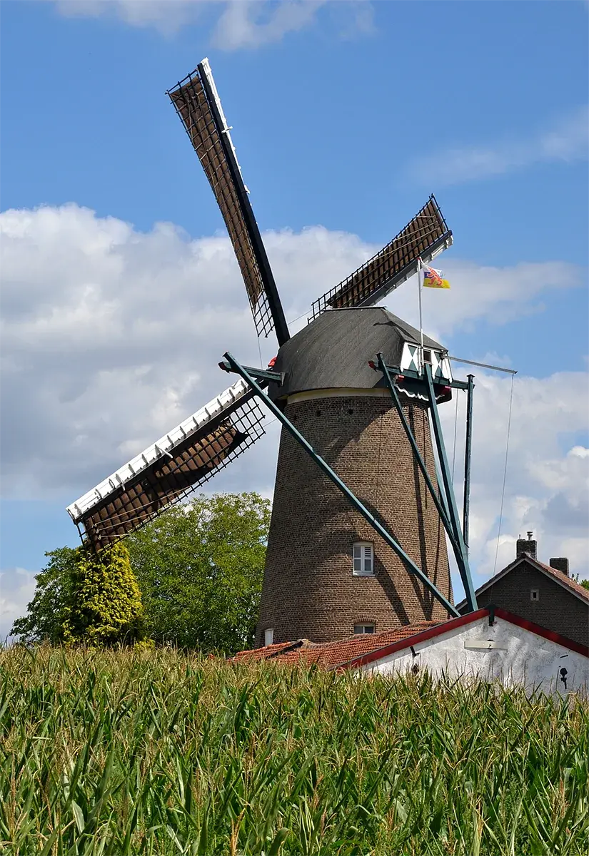 2, Molen 03931 Molen van Hunnecum (Nuth), Rob Pols (6-8-2022) | Database Nederlandse molens