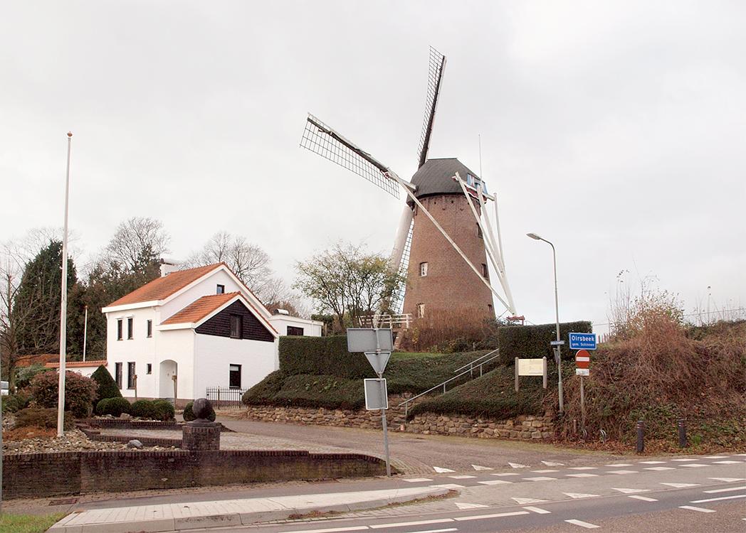 1, Molen 01117 Janssenmolen (Oirsbeek), Rob Van Rompaey (22-11-2015) | Database Nederlandse molens