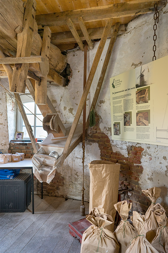 10, Molen 01117 Janssenmolen (Oirsbeek), Marcel van Nies (18-2-2017) | Database Nederlandse molens