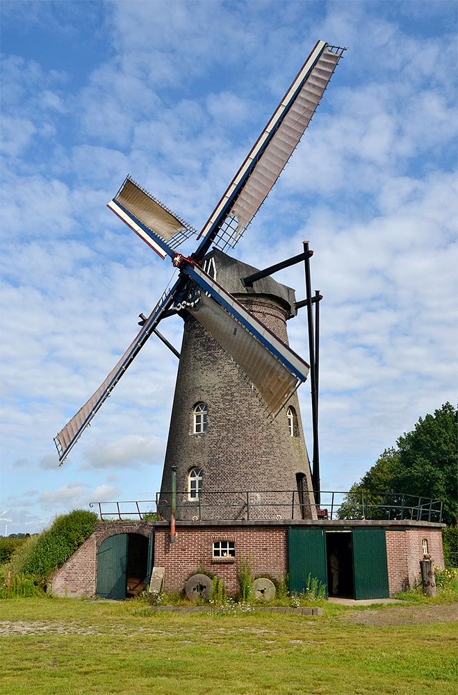 Molen 03508 Sint Petrus (Roggel / Nijken), Rob Pols (7-8-2021) | Database Nederlandse molens