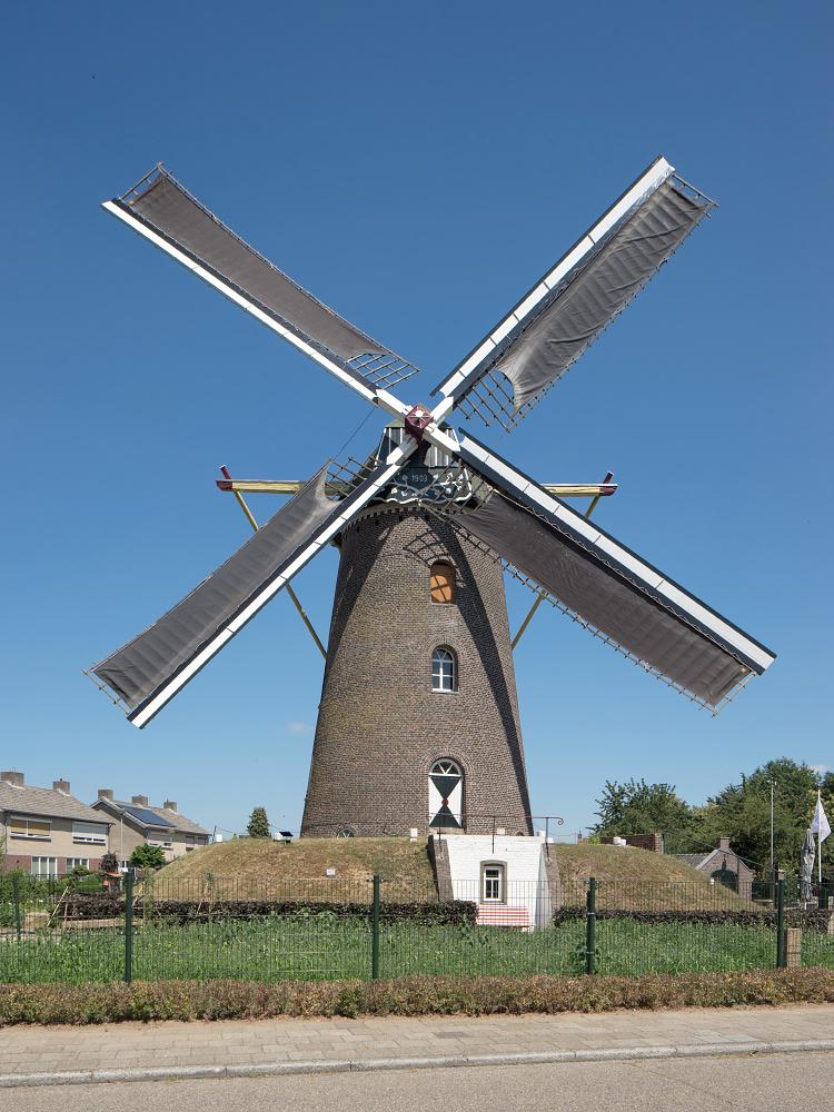 Molen 00184 Molen van Nijs / De Nijverheid (Stramproy), Marcel van Nies (20-6-2018) | Database Nederlandse molens