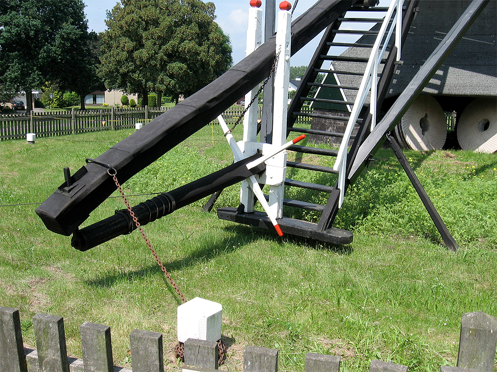 7, Molen 00195 (Naamloos) (Urmond), Frans Reubsaet (8-6-2016) | Database Nederlandse molens