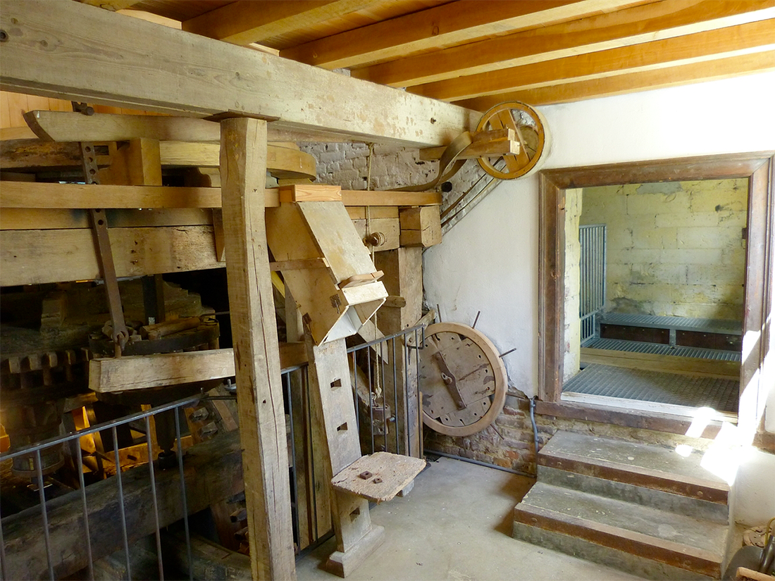 13, Molen 01137 Wittemermolen (Wittem), Willem Jans (14-5-2017)Opening naar het inwendige waterrad | Database Nederlandse molens