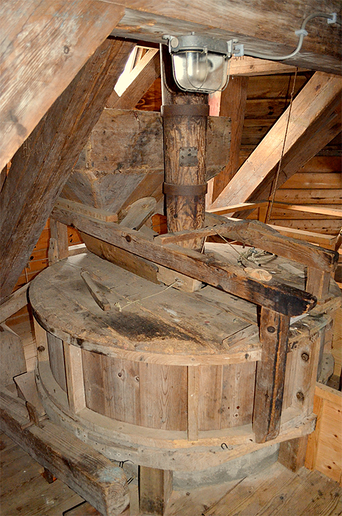 14, Molen 00538 Fram (Woltersum), Rob Hoving (4-3-2017)Het koppel maalstenen.  | Database Nederlandse molens