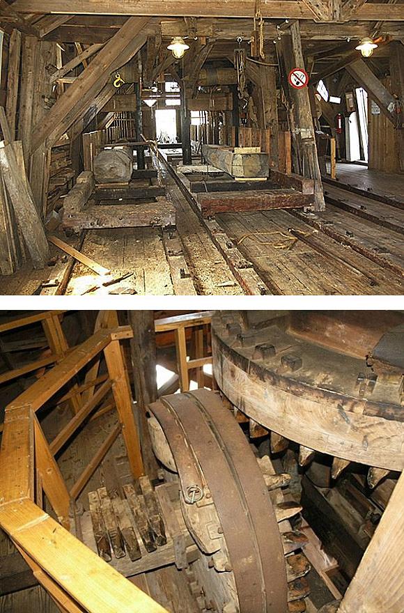 8, Molen 00538 Fram (Woltersum), Willem Jans (10-6-2006).Schietkammen. Door deze te verwijderen zet men de krukas uit het werk.  | Database Nederlandse molens