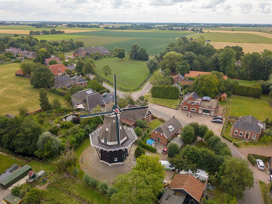 4, Molen 00450 De Leeuw (Zeerijp), Henk ten Bos (4-8-2019) | Database Nederlandse molens
