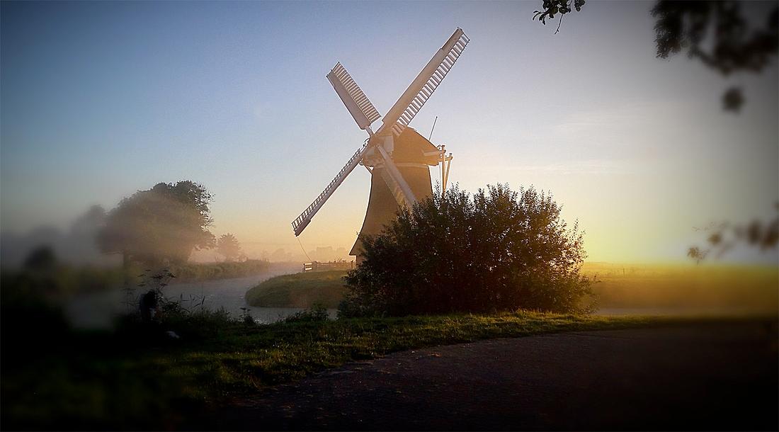 6, Molen 10054 Krimstermolen / De Phoenix (Zuidwolde), Jacob Nienhuis (18-8-2016 06:45u.) | Database Nederlandse molens