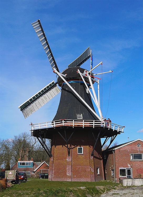 2, Molen 00486 De Zwaluw (Zuurdijk), Hans Wolthuis (5-4-2015) | Database Nederlandse molens