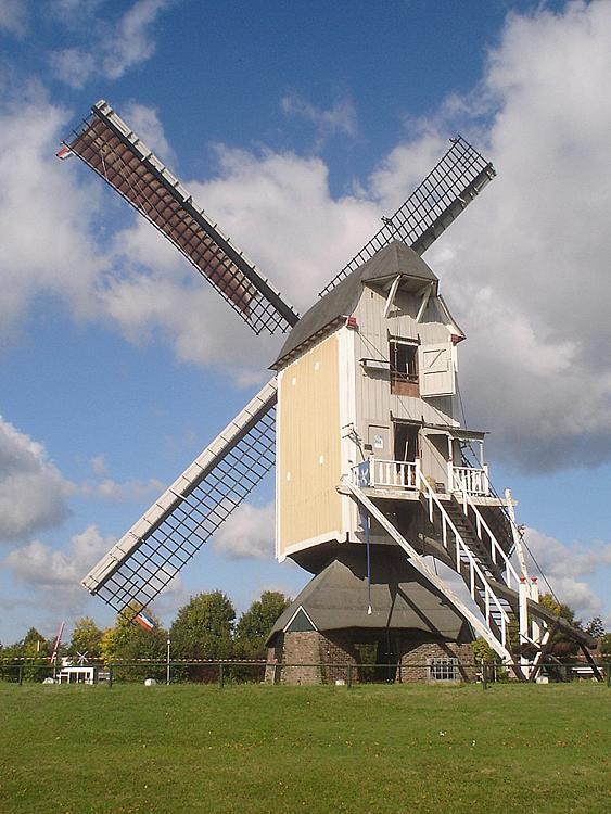 2, Molen 12350 Aurora (Baexem), Marcel Stroo (7-10-2012). | Database Nederlandse molens