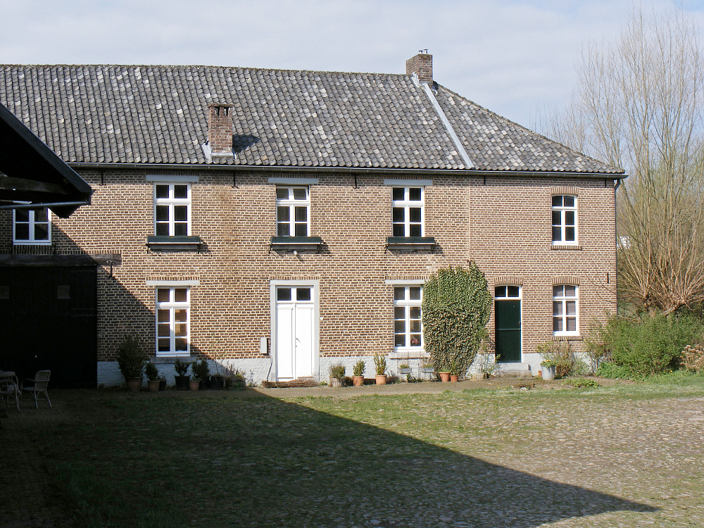 7, Molen 01135 De Volmolen (Epen), Martin E. van Doornik (2-4-2017)De molenaarswoning. | Database Nederlandse molens
