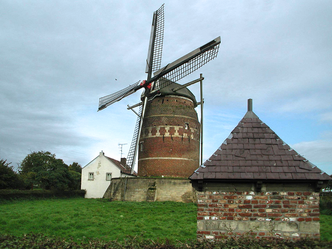 5, Molen 00754 Torenmolen van Gronsveld (Maastricht-Gronsveld), Hans de Kroon (2001) | Database Nederlandse molens
