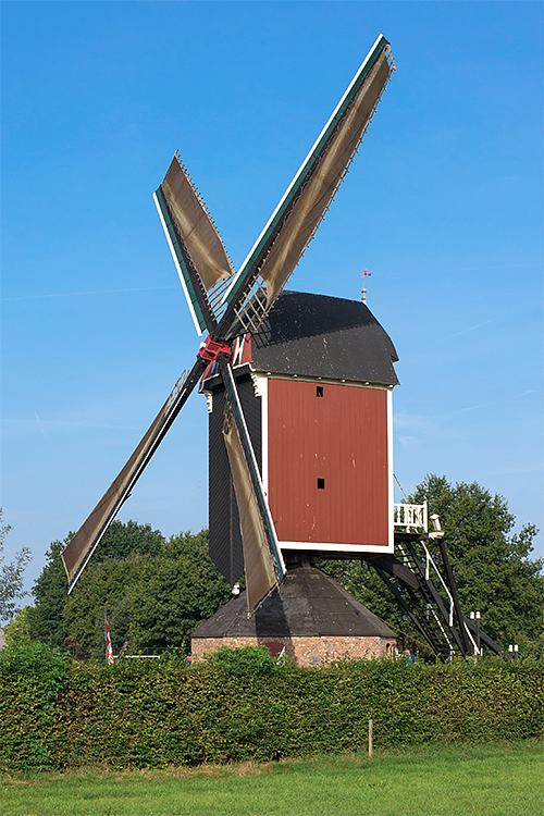 Molen 12196 Zeldenrust (Geffen), Marcel van Nies (24-9-2016) | Database Nederlandse molens