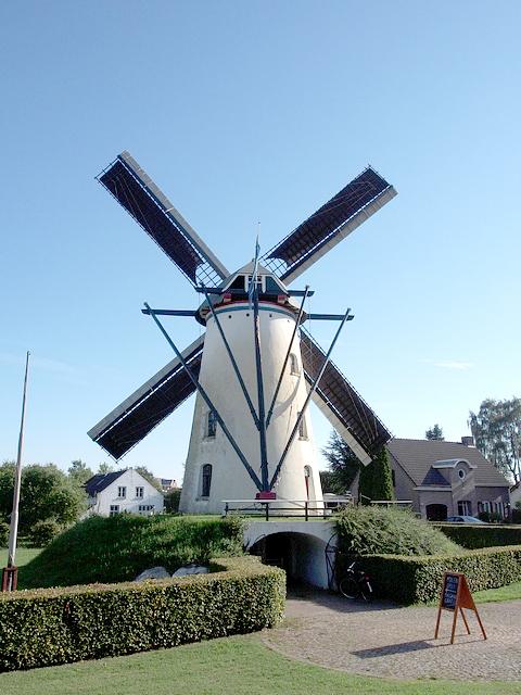 2, Molen 02608 't Nupke (Geldrop), Stefan Boumans (28-9-2013) | Database Nederlandse molens