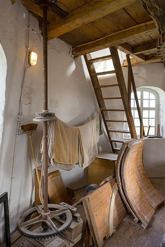 11, Molen 02608 't Nupke (Geldrop), Marcel van Nies (30-3-2019)Slijpsteen | Database Nederlandse molens