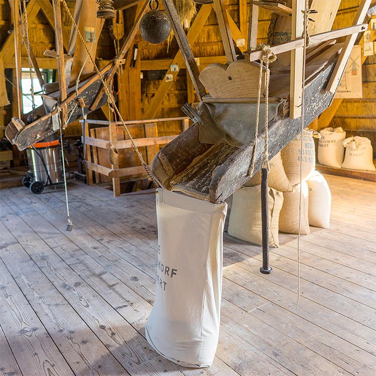 5, Molen 01596 De Bijenkorf (Gemert), Marcel van Nies (23-8-2016) | Database Nederlandse molens