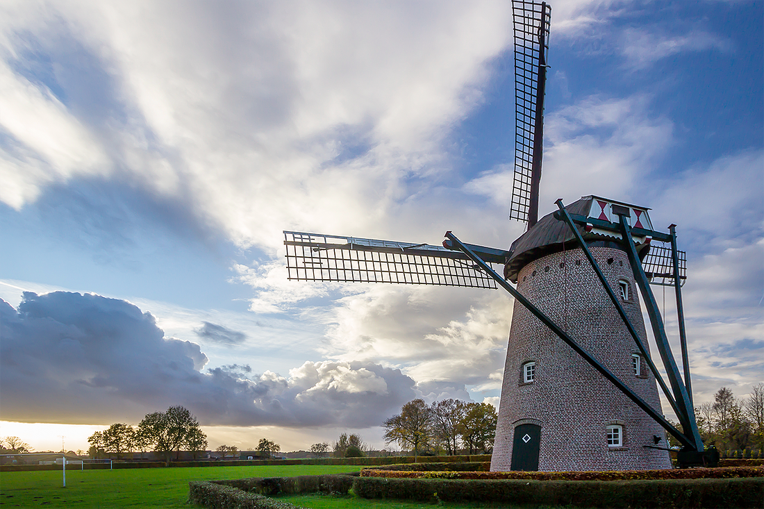 4, Molen 02844 (Naamloos) (Hapert), Maryna Bogdanova (19-11-2017) | Database Nederlandse molens