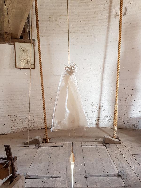 12, Molen 01869 De Vos / Heense Molen (Heensche Molen), Pieter Zuijkerbuijk (18-5-2019) | Database Nederlandse molens